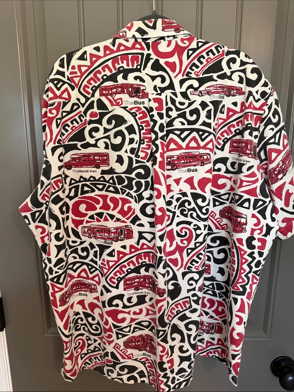 Authentic Honolulu Bus Driver Uniform/Aloha Shirt - Picture 4 of 5